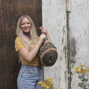 Meet your Posher, The Global Thrifter